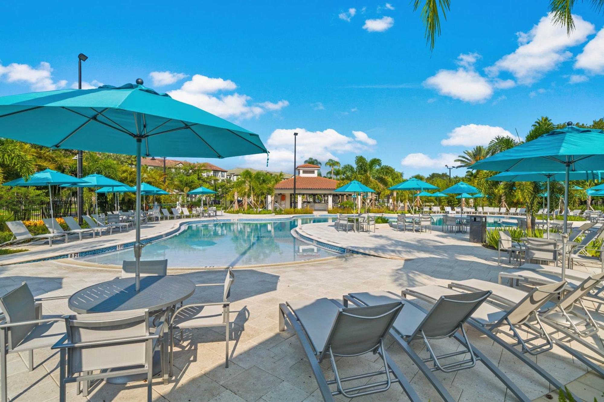 Apartment 4816 Cayview Avenue 407 Orlando