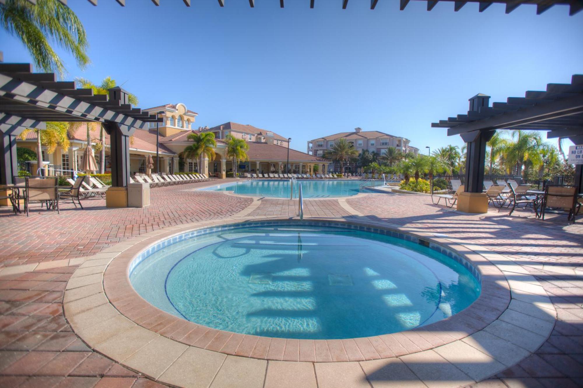 Apartment 4816 Cayview Avenue 407 *