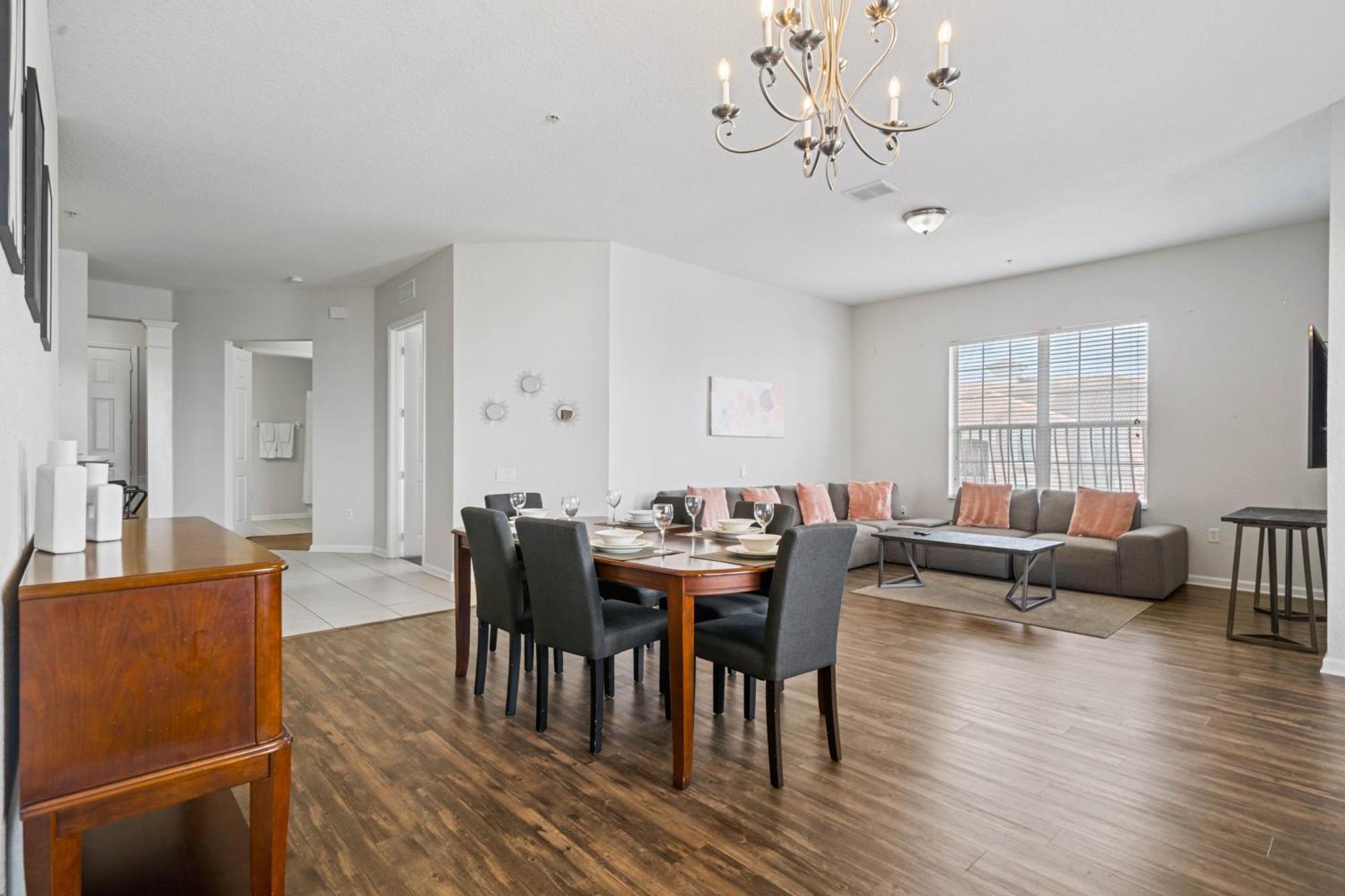 4816 Cayview Avenue 407 Apartment Orlando