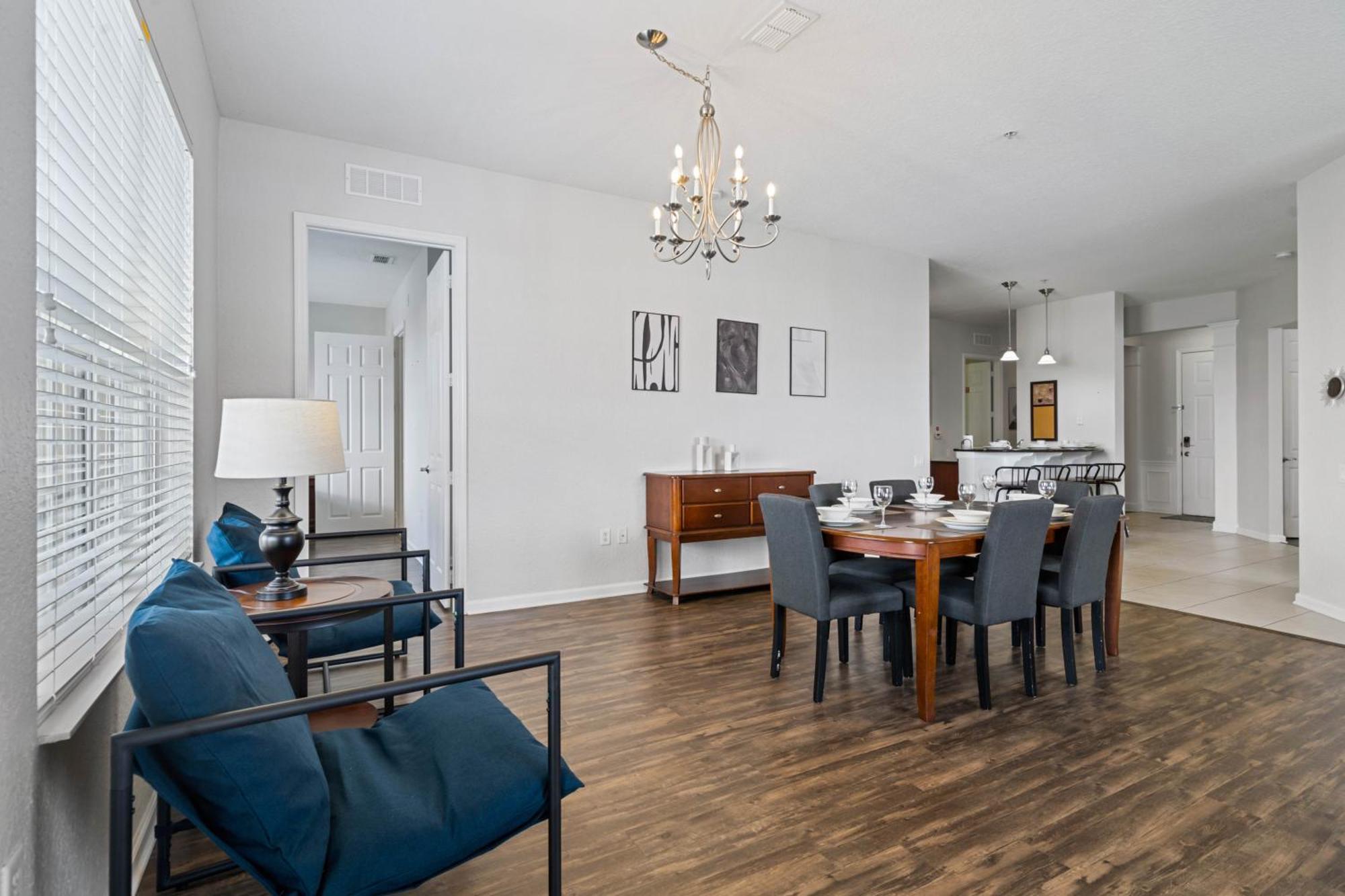 4816 Cayview Avenue 407 *