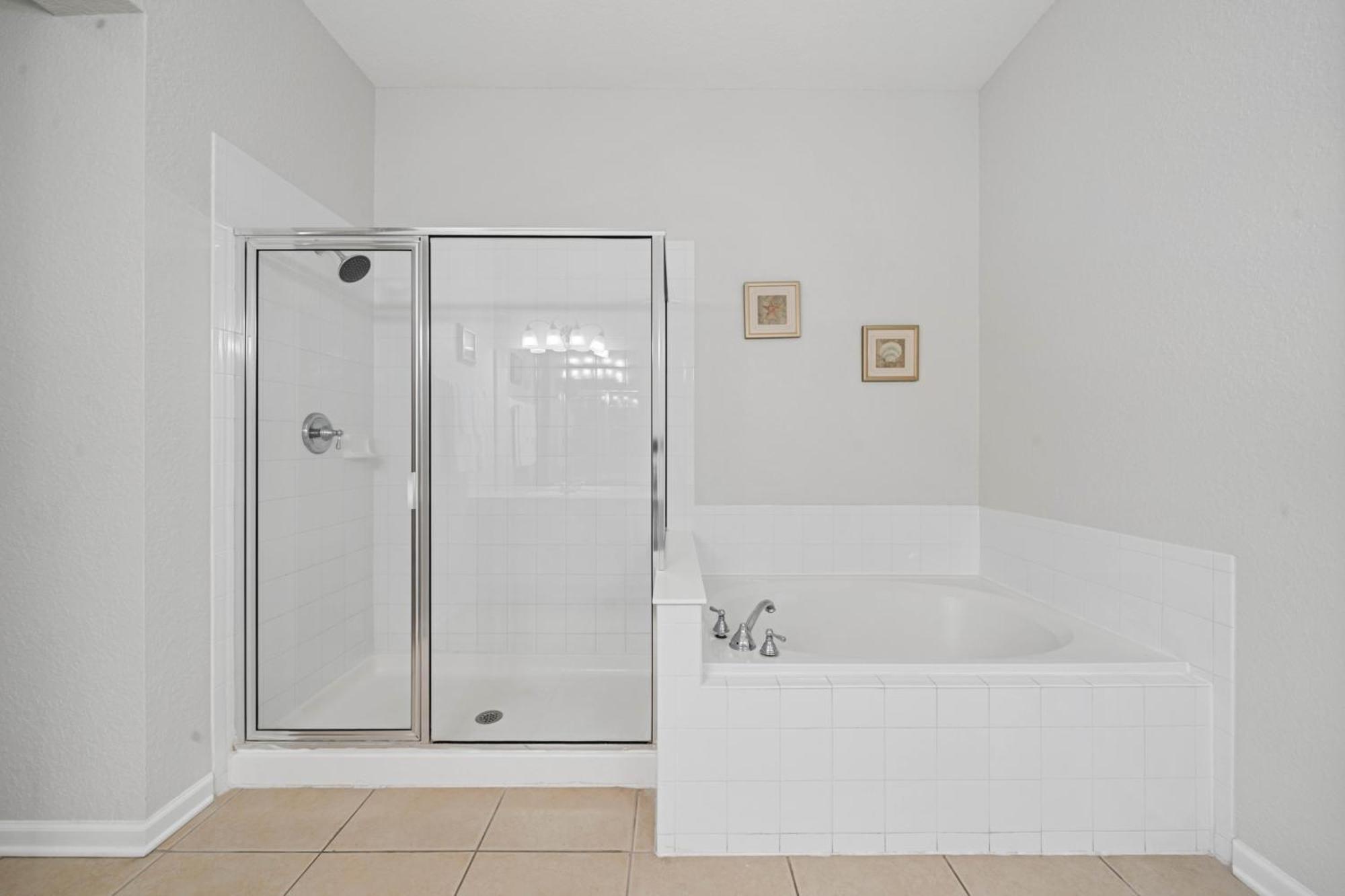 4816 Cayview Avenue 407 * Orlando