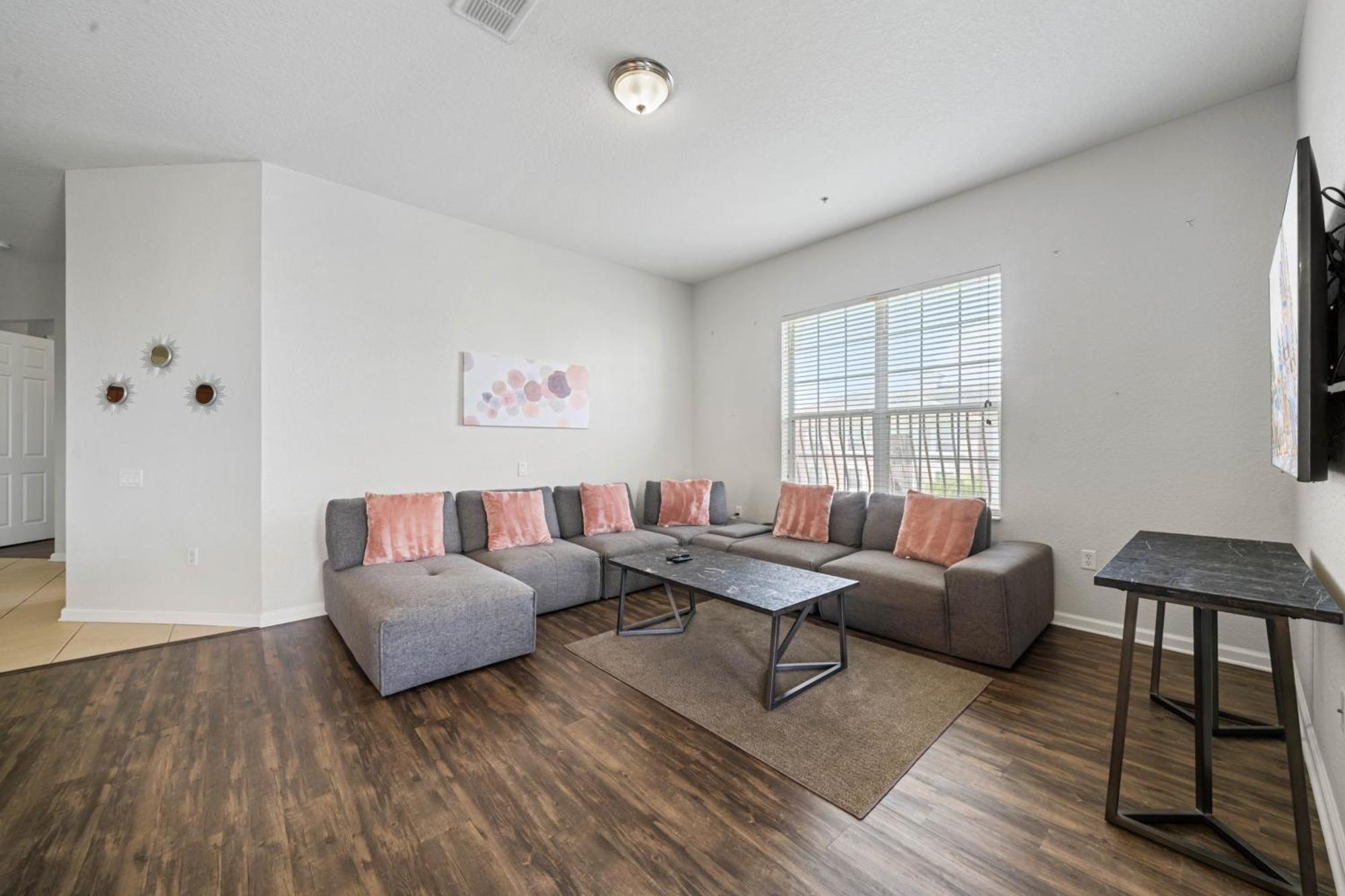 4816 Cayview Avenue 407 Apartment Orlando