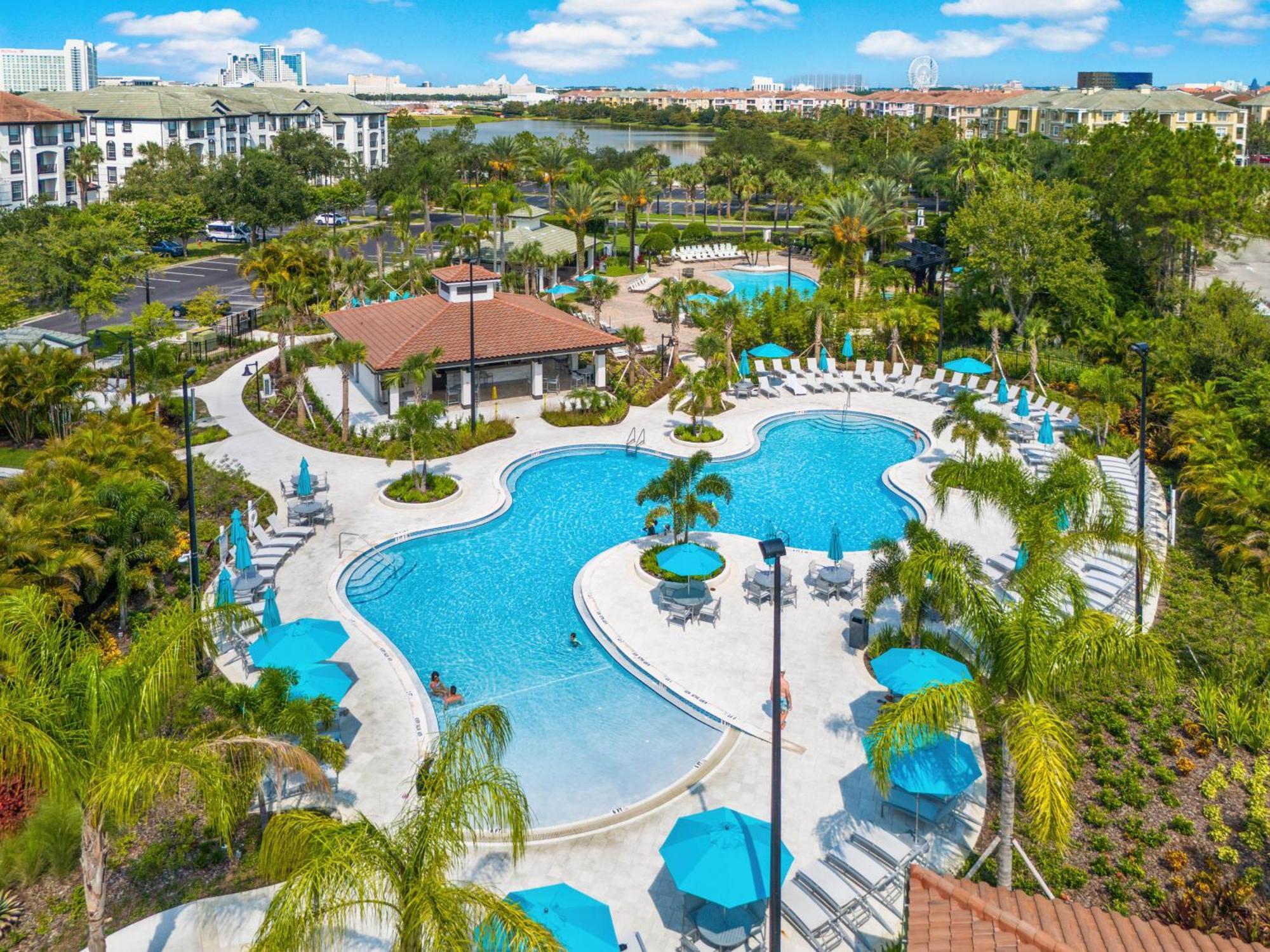 4816 Cayview Avenue 407 * Orlando